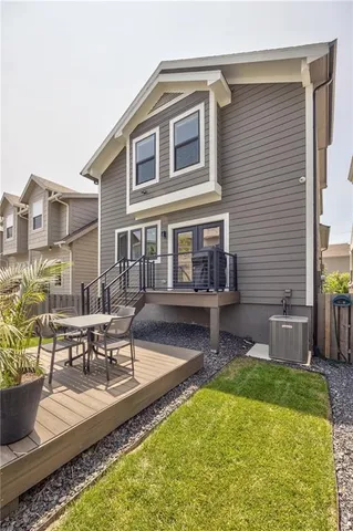 $999,900 | 732 West 45th Street, Kansas City, MO 64111