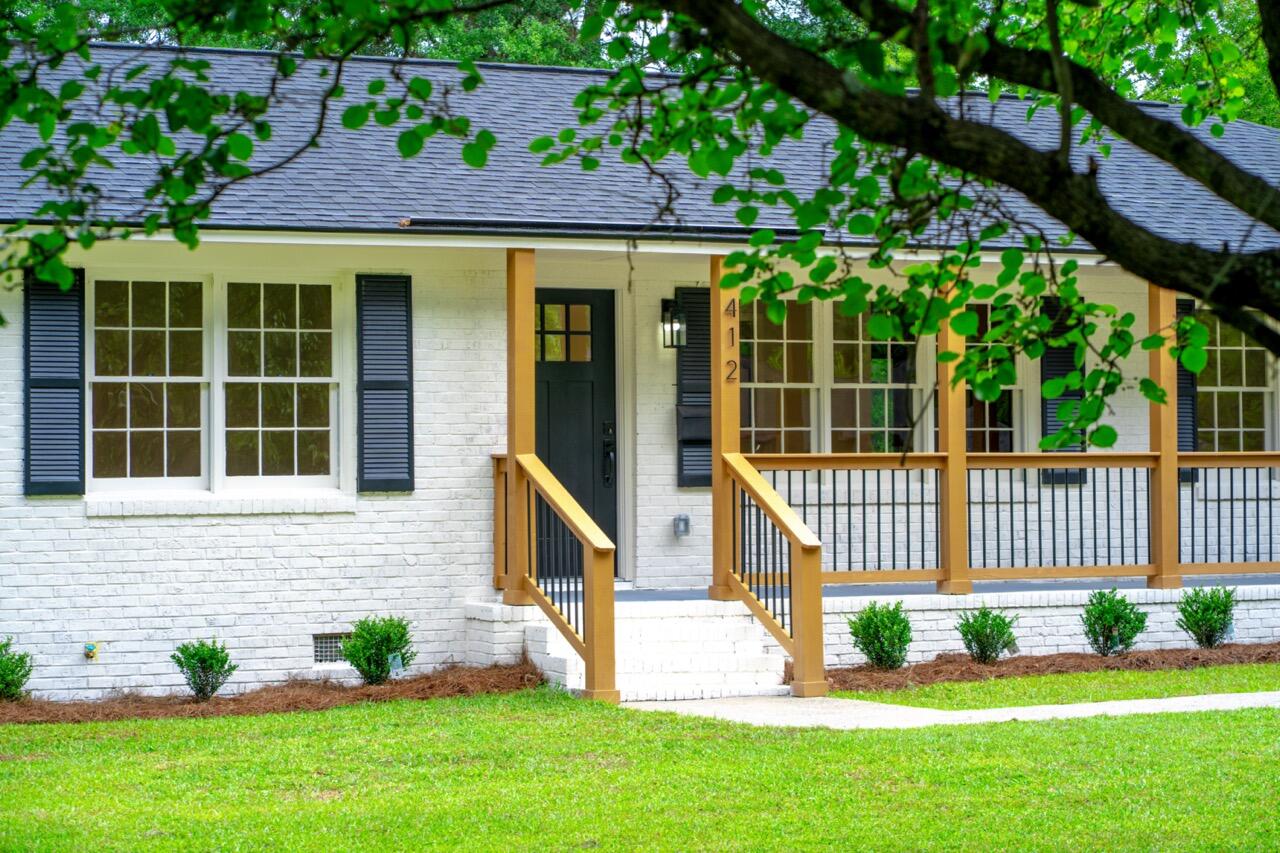 412 Tulip Drive Walterboro, SC 29488 - Photo 2 of 51 2 copy Large
