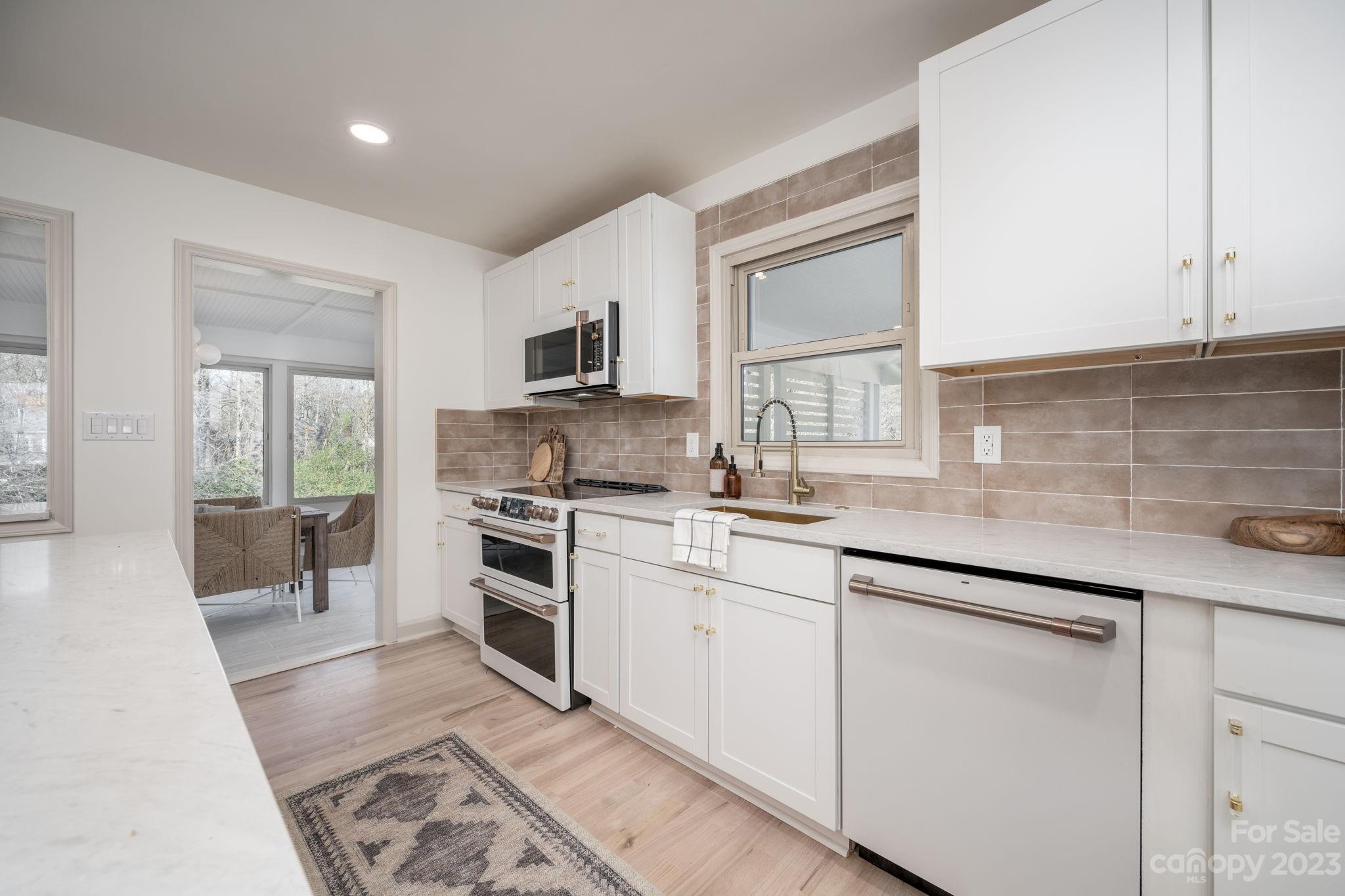 501 Boyce Road Charlotte, NC 28211 - Photo 12 of 34 Gallery Image 12