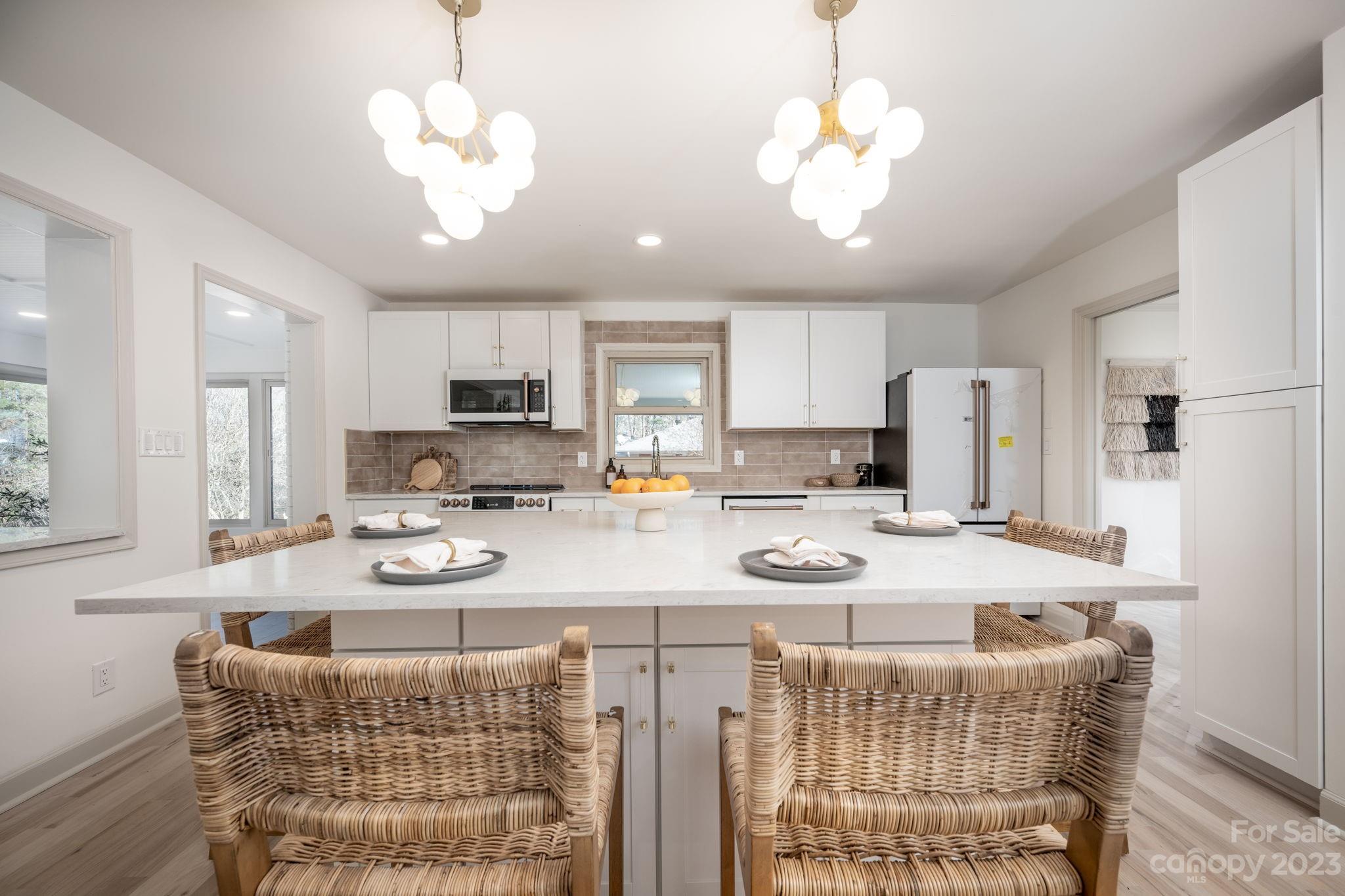 501 Boyce Road Charlotte, NC 28211 - Photo 10 of 34 Gallery Image 10