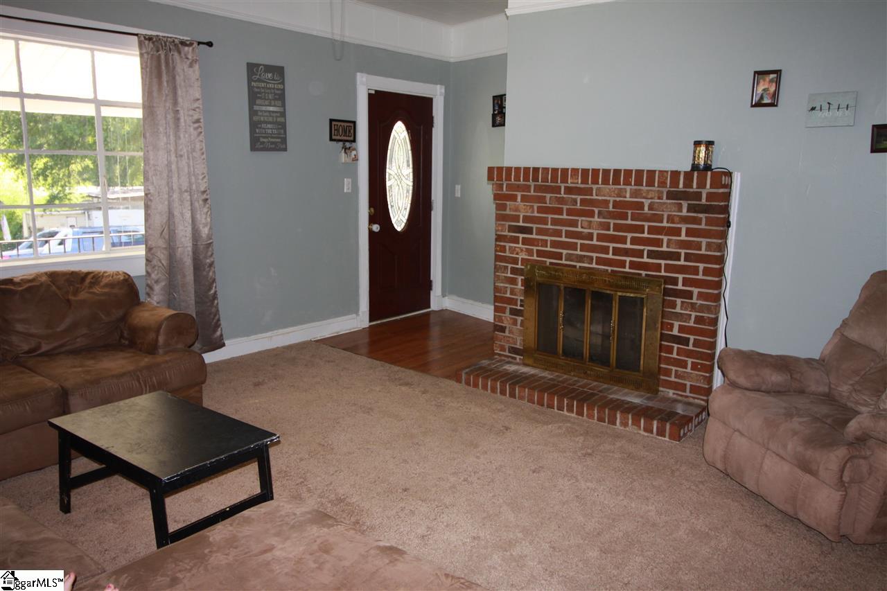 12 Goodrich Street Pelzer, SC 29669 - Photo 4 of 21 Gallery Image 4