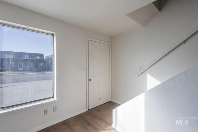 $899,990 | 700 West Idaho Avenue, Meridian, ID 83642