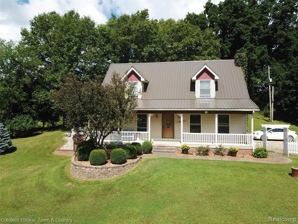 17090 Rosehill Road Pinckney, MI 48169 - Photo 2 of 47