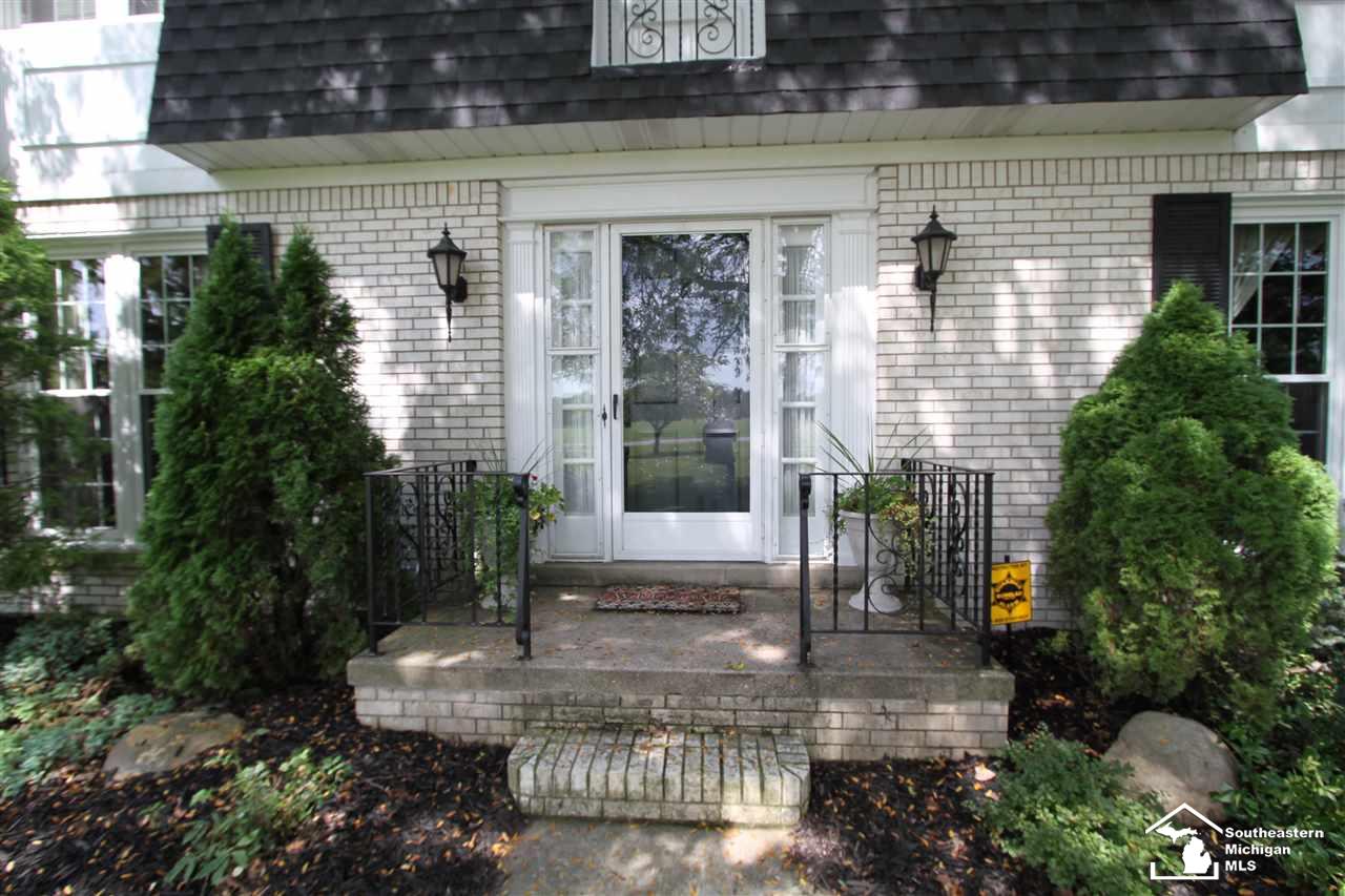 1302 Strasburg Road Monroe, MI 48161 - Photo 2 of 31