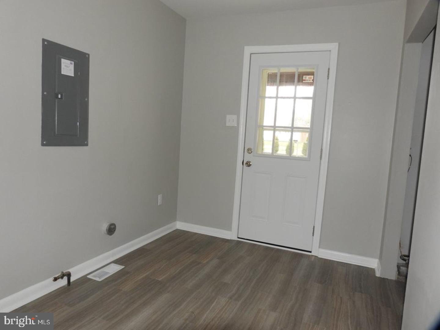 84 Democrat Road Mickleton, NJ 08056 - Photo 9 of 23 Laundry Room