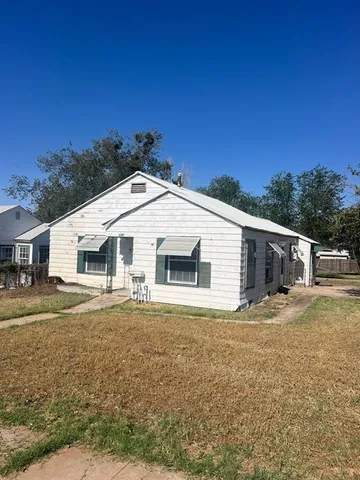 $1,400 | 1411 James Street, Sweetwater, TX 79556
