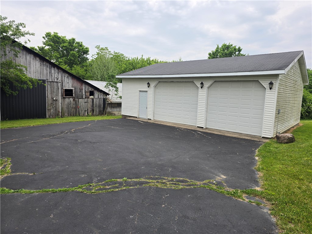 7915 Greenbush Road Somerville, OH 45064 - Photo 5 of 38