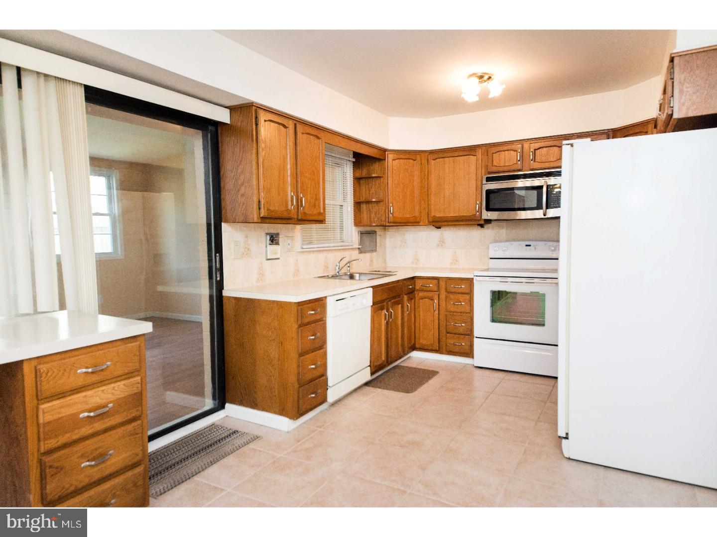 5118 Bay Road Bensalem, PA 19020 - Photo 8 of 24 Kitchen