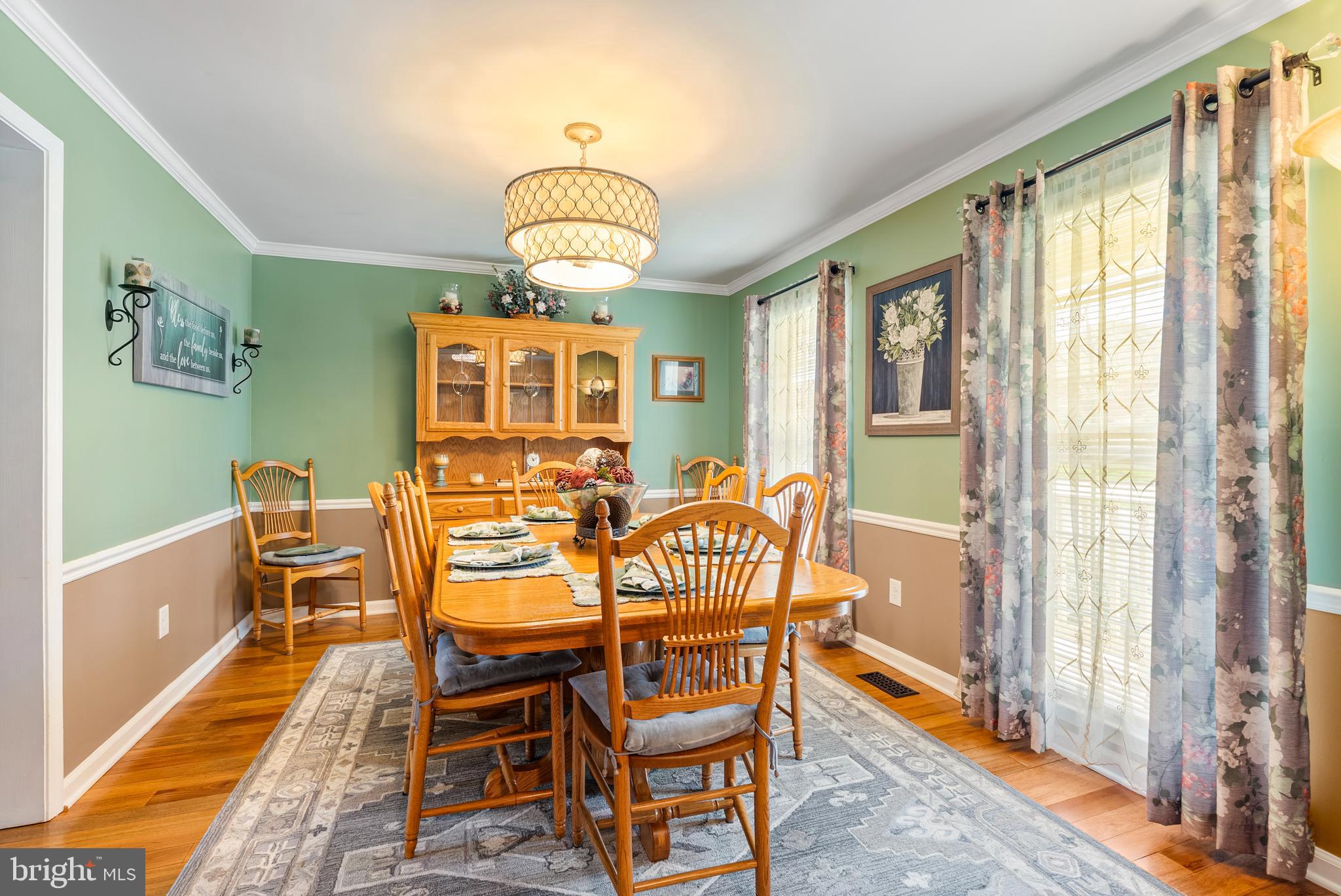 9975 Old Mill Road Ellicott City, MD 21042 - Photo 17 of 54 Dining Room
