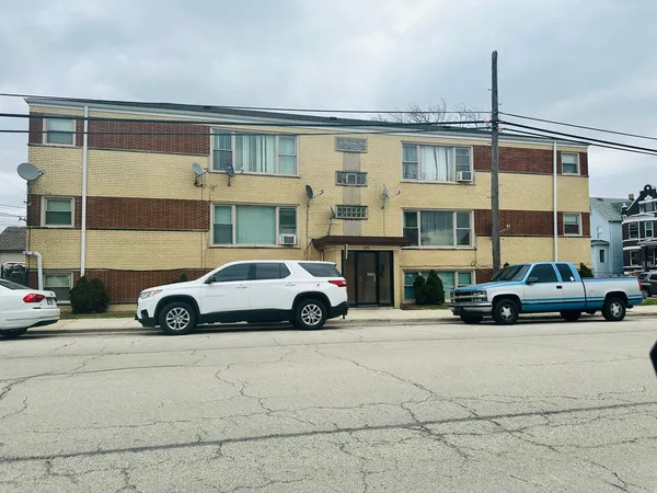 $1,200 | 6151 76th Avenue, Unit BN, Summit, IL 60501