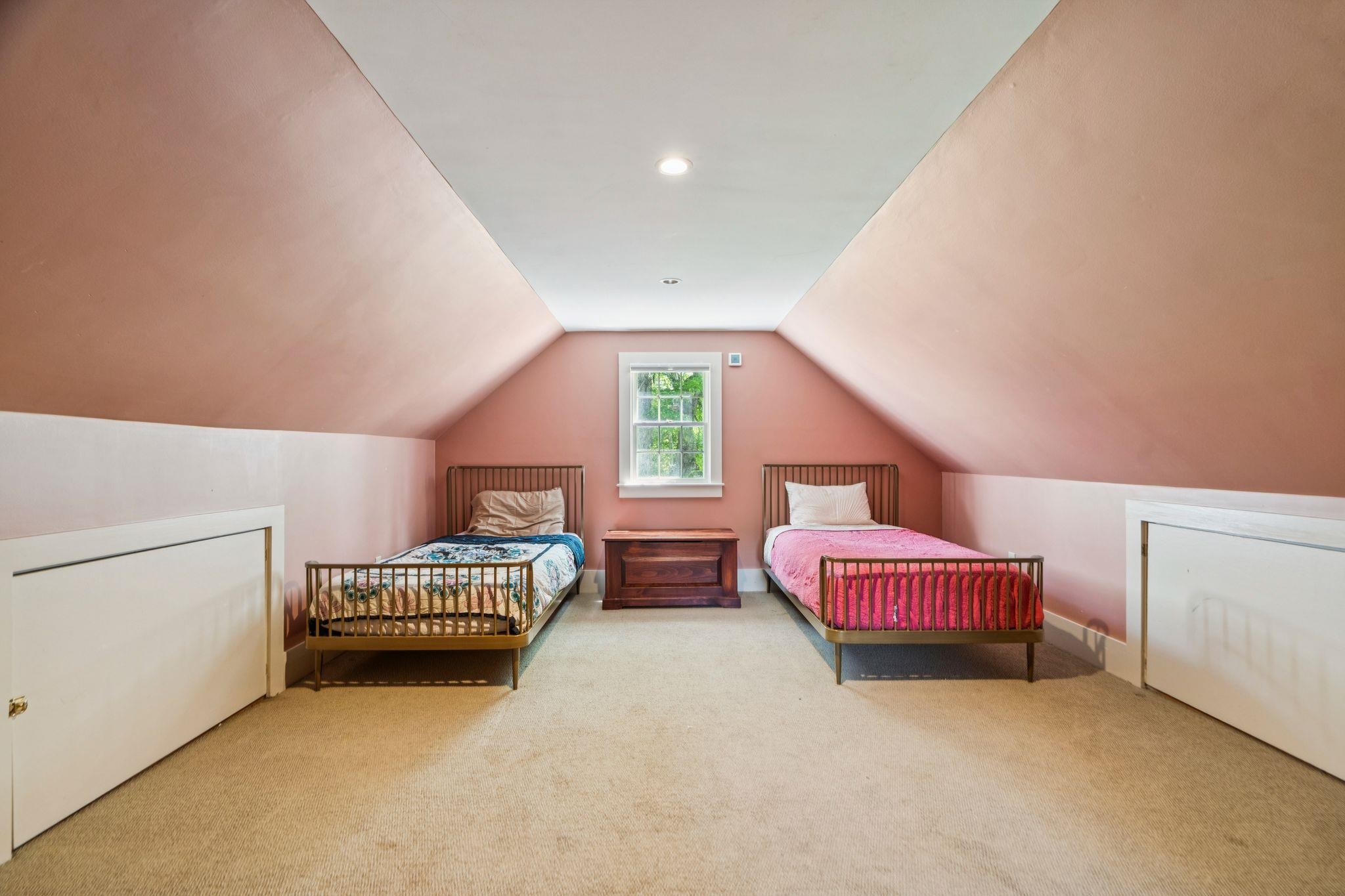 9 Camel Hump Road Newport, NH 03773 - Photo 28 of 39