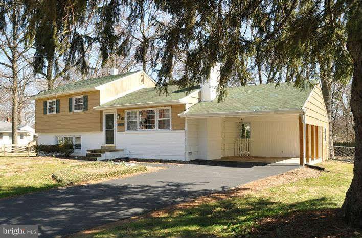 306 Tapawingo Road Southwest Vienna, VA 22180 - Photo 1 of 18 Exterior (Front)