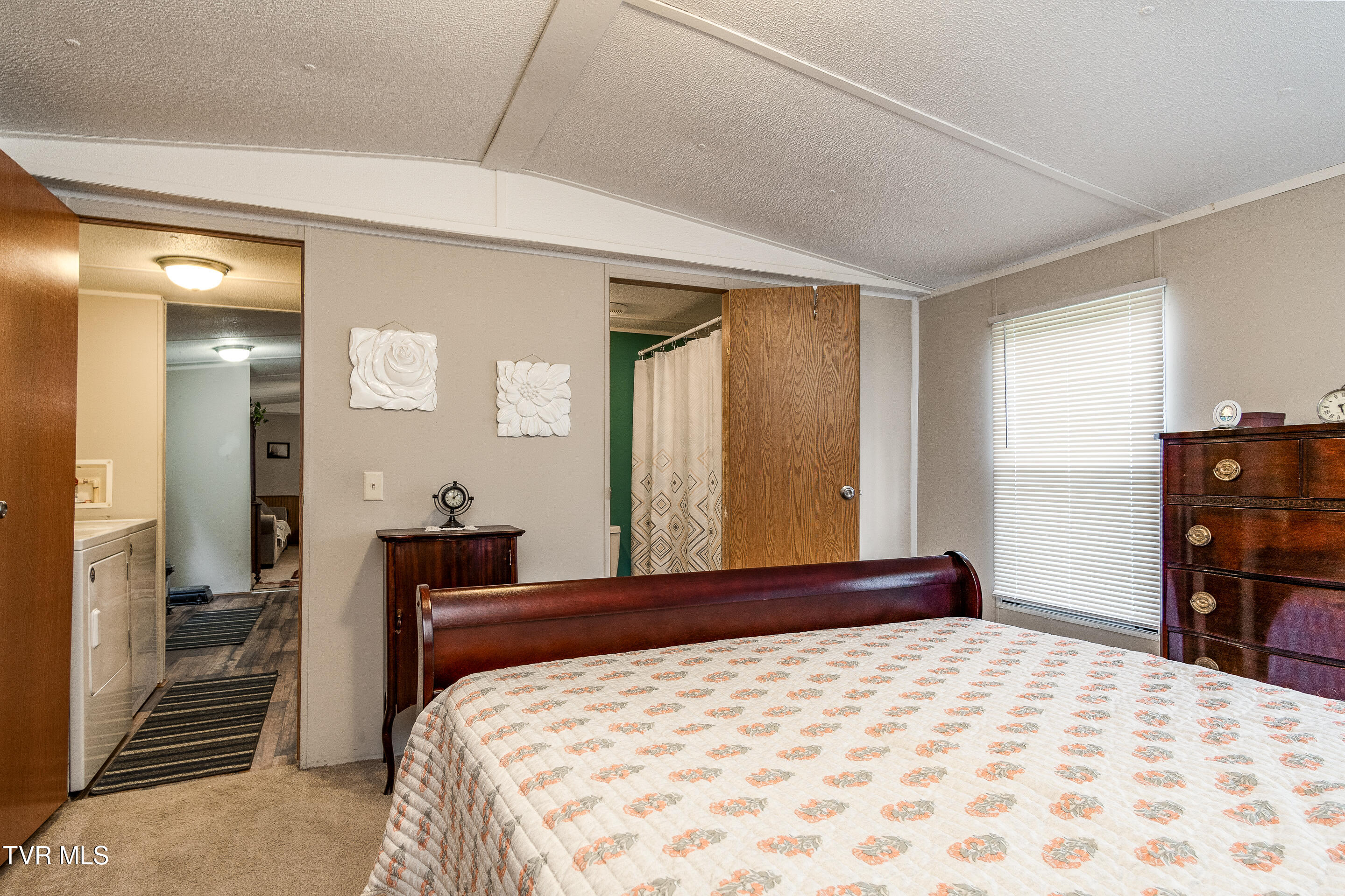 97 Davis Lane Chuckey, TN 37641 - Photo 13 of 28 interior-12