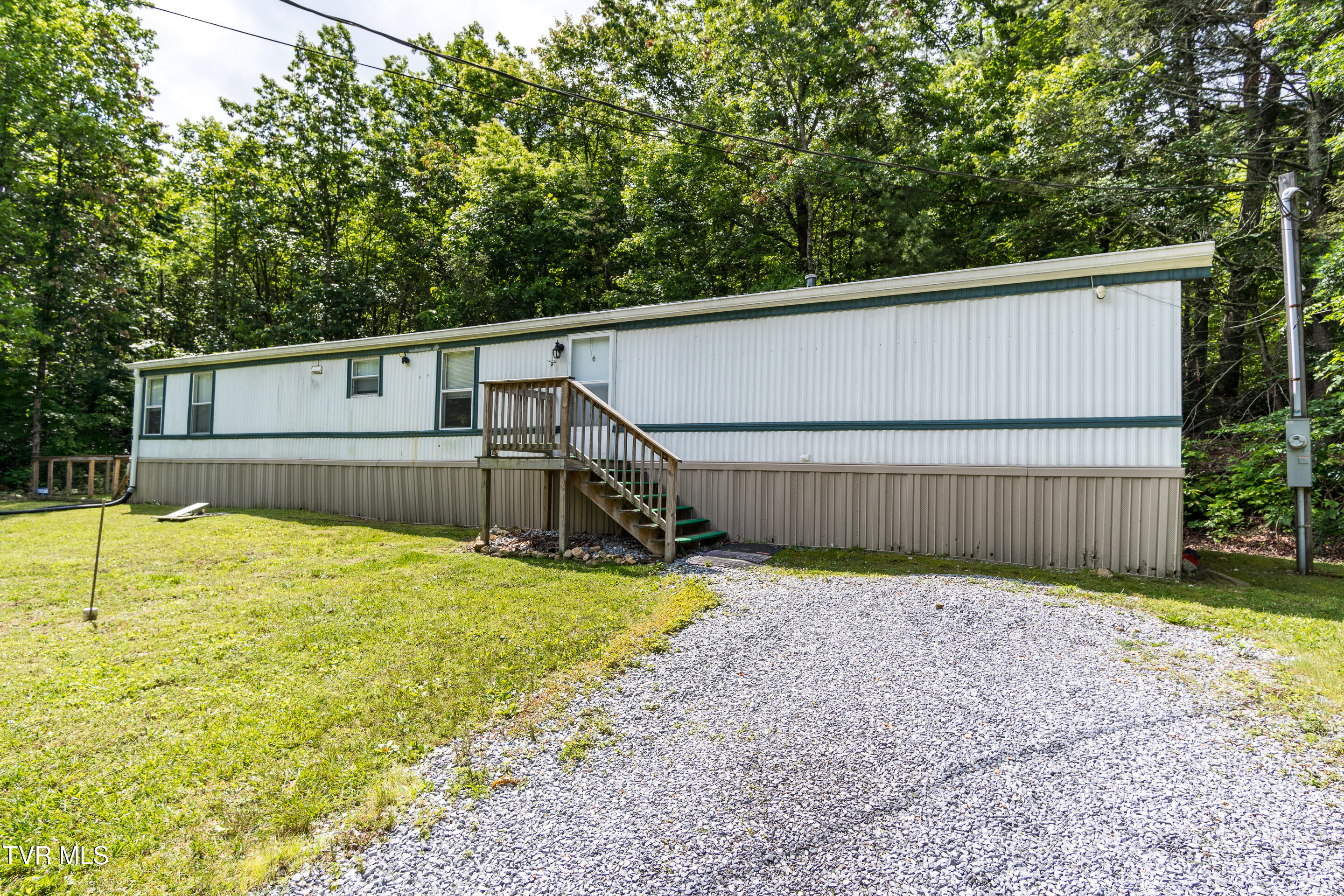 97 Davis Lane Chuckey, TN 37641 - Photo 21 of 28 exterior-4