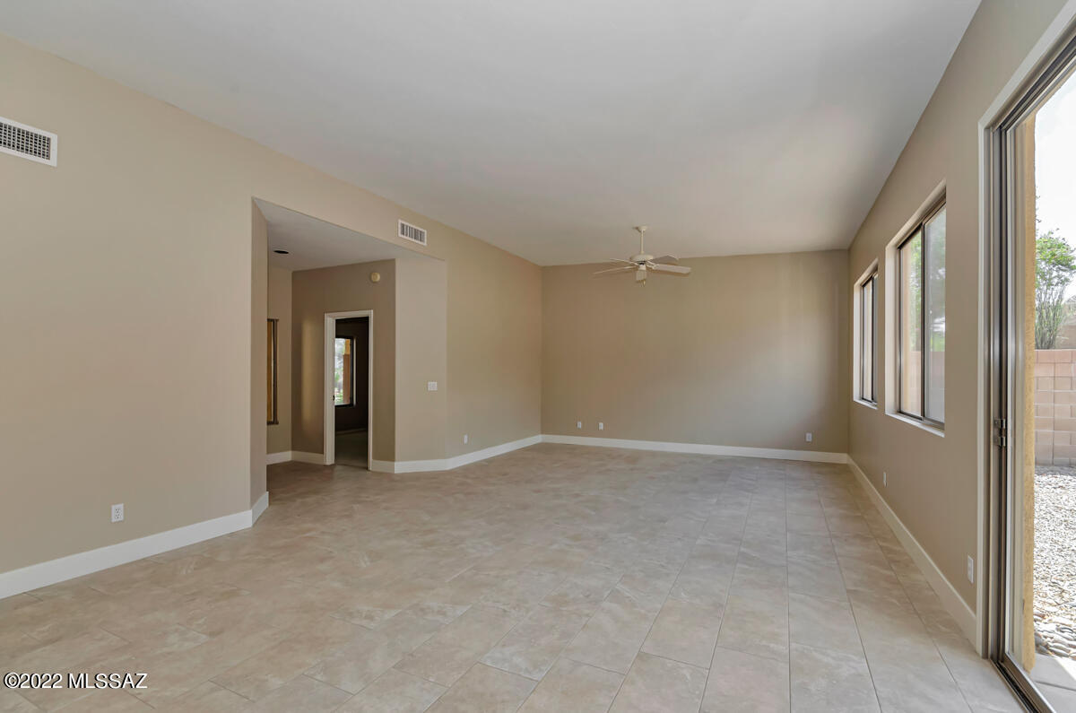456 West Windowmaker Road Tucson, AZ 85737 - Photo 7 of 21