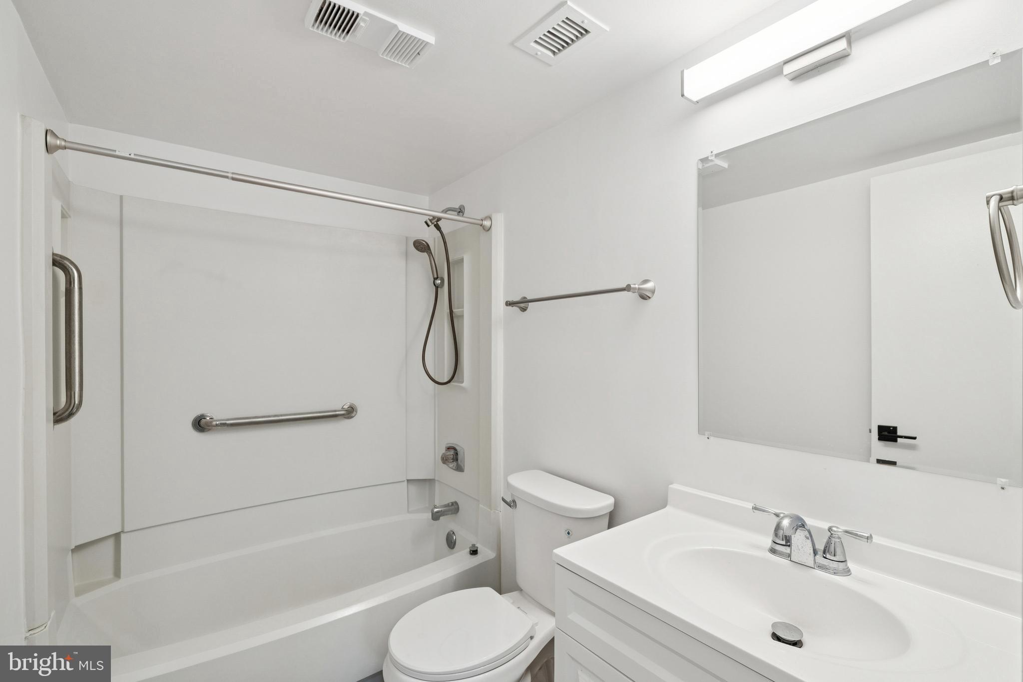 5806 Cove Landing Road, Unit 304 Burke, VA 22015 - Photo 13 of 15 Hallway Bathroom