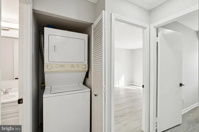 a view of washer and dryer