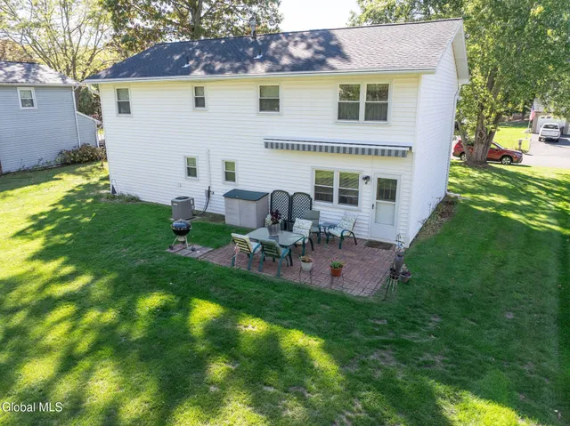 $399,900 | 27 Bellevue Street, Bethlehem, NY 12158