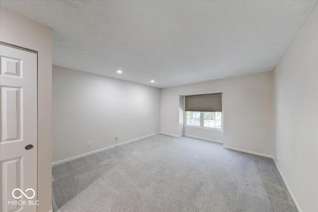 $247,500 | 6419 Bayside S Drive, Indianapolis, IN 46250