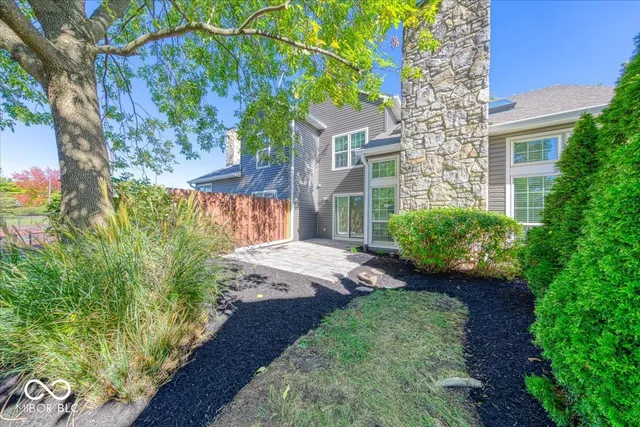 $247,500 | 6419 Bayside S Drive, Indianapolis, IN 46250