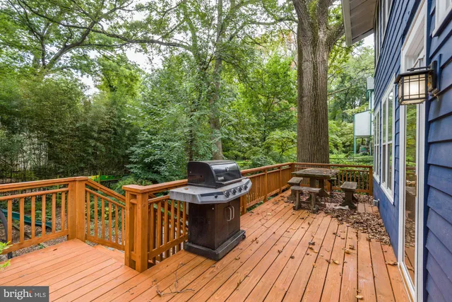 $4,000 | 7413 Maple Avenue, Takoma Park, MD 20912