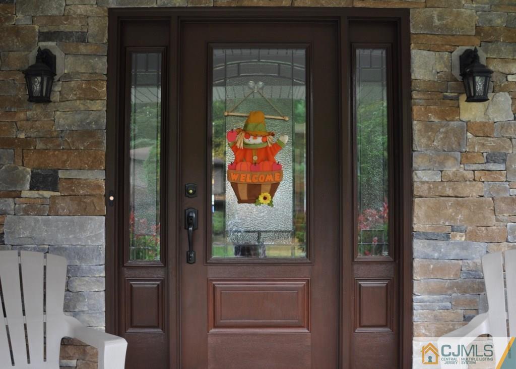 17 Woodmere Road North Brunswick, NJ 08902 - Photo 5 of 25 Gallery Image 5