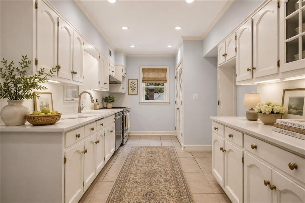 1855 Bedfordshire Court Decatur, GA 30033 - Photo 12 of 47