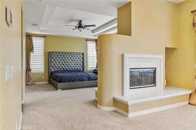 a view of livingroom with furniture
