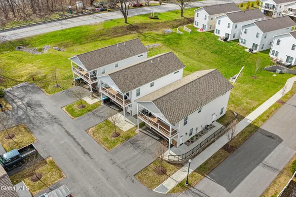 $324,900 | 115 Marjorie Lane, Unit 3, Middleburgh, NY 12122