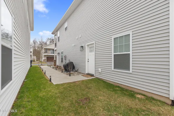 $324,900 | 115 Marjorie Lane, Unit 3, Middleburgh, NY 12122