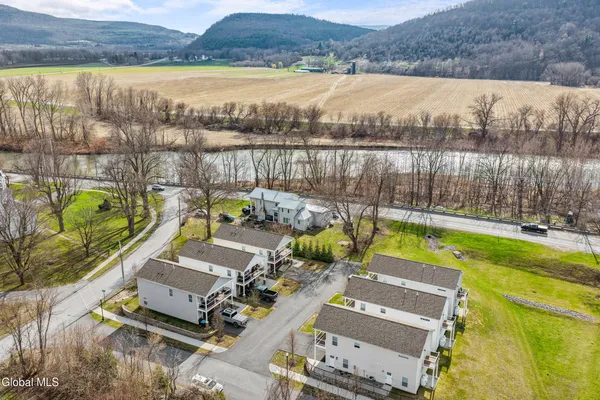 $324,900 | 115 Marjorie Lane, Unit 3, Middleburgh, NY 12122