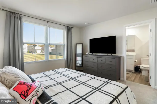 $2,100 | 206 Spring Place, Strasburg, VA 22657