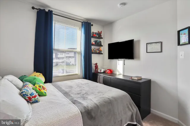 $2,100 | 206 Spring Place, Strasburg, VA 22657