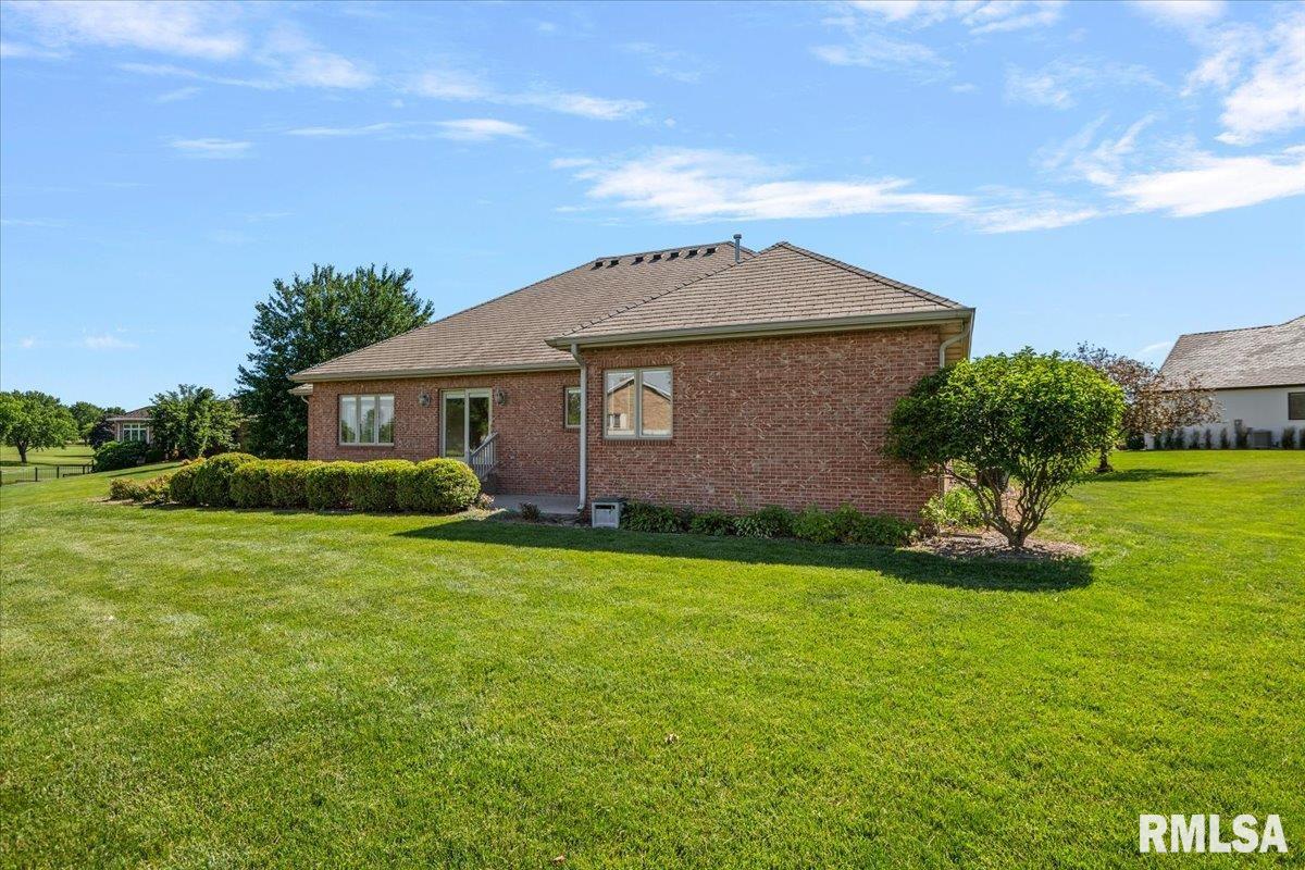 1582 West Autumn Ridge Road Sherman, IL 62707 - Photo 48 of 52