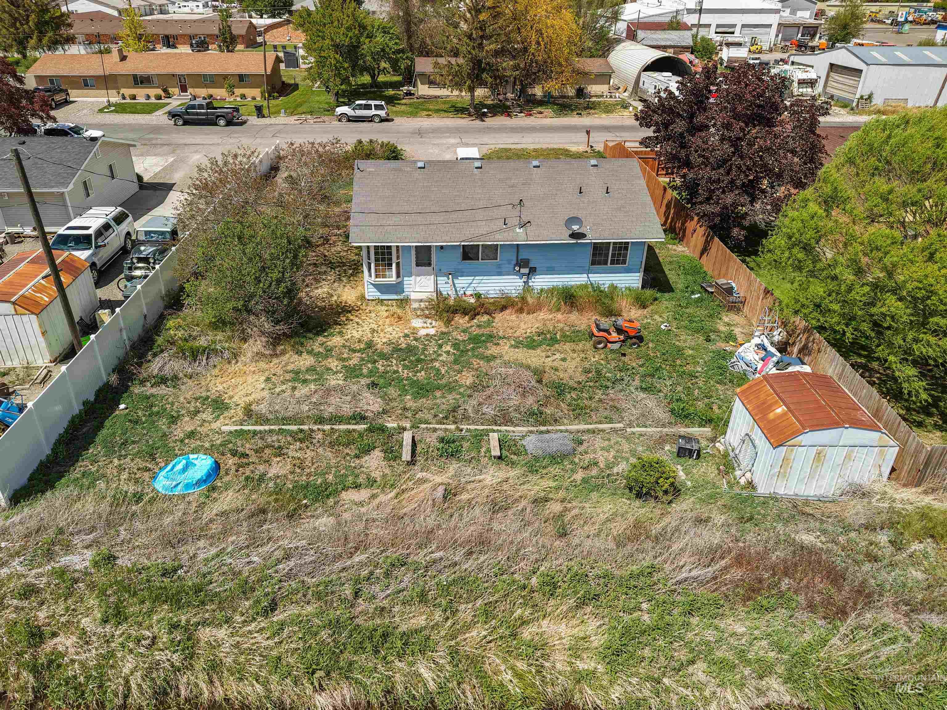 225 West Wayne Street Paul, ID 83347 - Photo 14 of 16