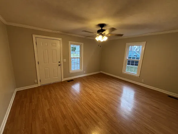 $1,500 | 121 Warren Street, McMinnville, TN 37110