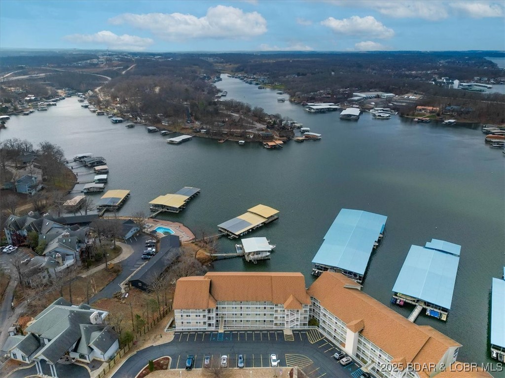 1181 Jeffries Road, Unit A403 Osage Beach, MO 65065 - Photo 5 of 38