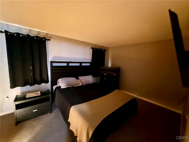 $1,795 | 1336 Westcott Street, Unit 2, Syracuse, NY 13210