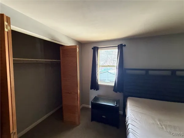 $1,695 | 1336 Westcott Street, Unit 2, Syracuse, NY 13210