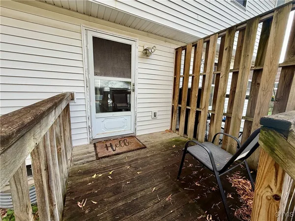 $1,695 | 1336 Westcott Street, Unit 2, Syracuse, NY 13210