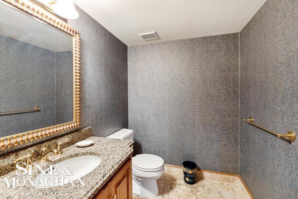 85 South Duval Road Grosse Pointe, MI 48236 - Photo 28 of 49 50103350-27.JPG
