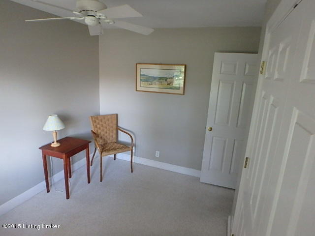 2130 Edgehill Road Louisville, KY 40205 - Photo 13 of 30 edgehill 003