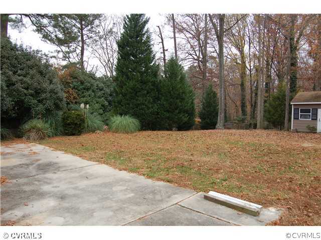 4807 Conduit Road Colonial Heights, VA 23834 - Photo 11 of 12 Exterior Back