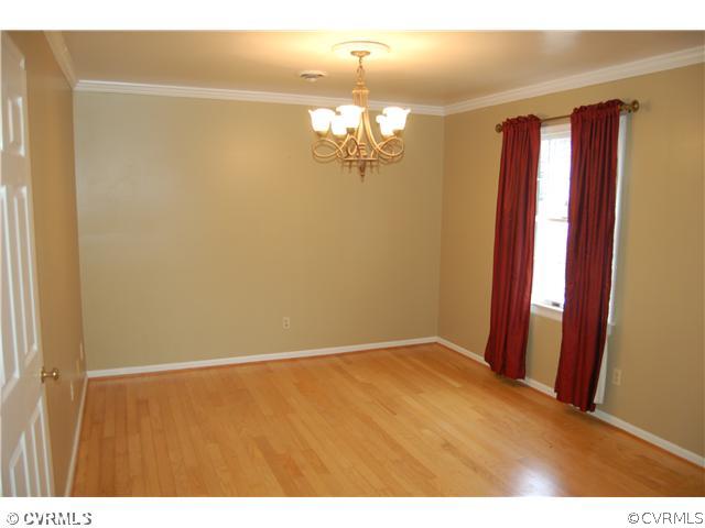 4807 Conduit Road Colonial Heights, VA 23834 - Photo 2 of 12 Dining Room