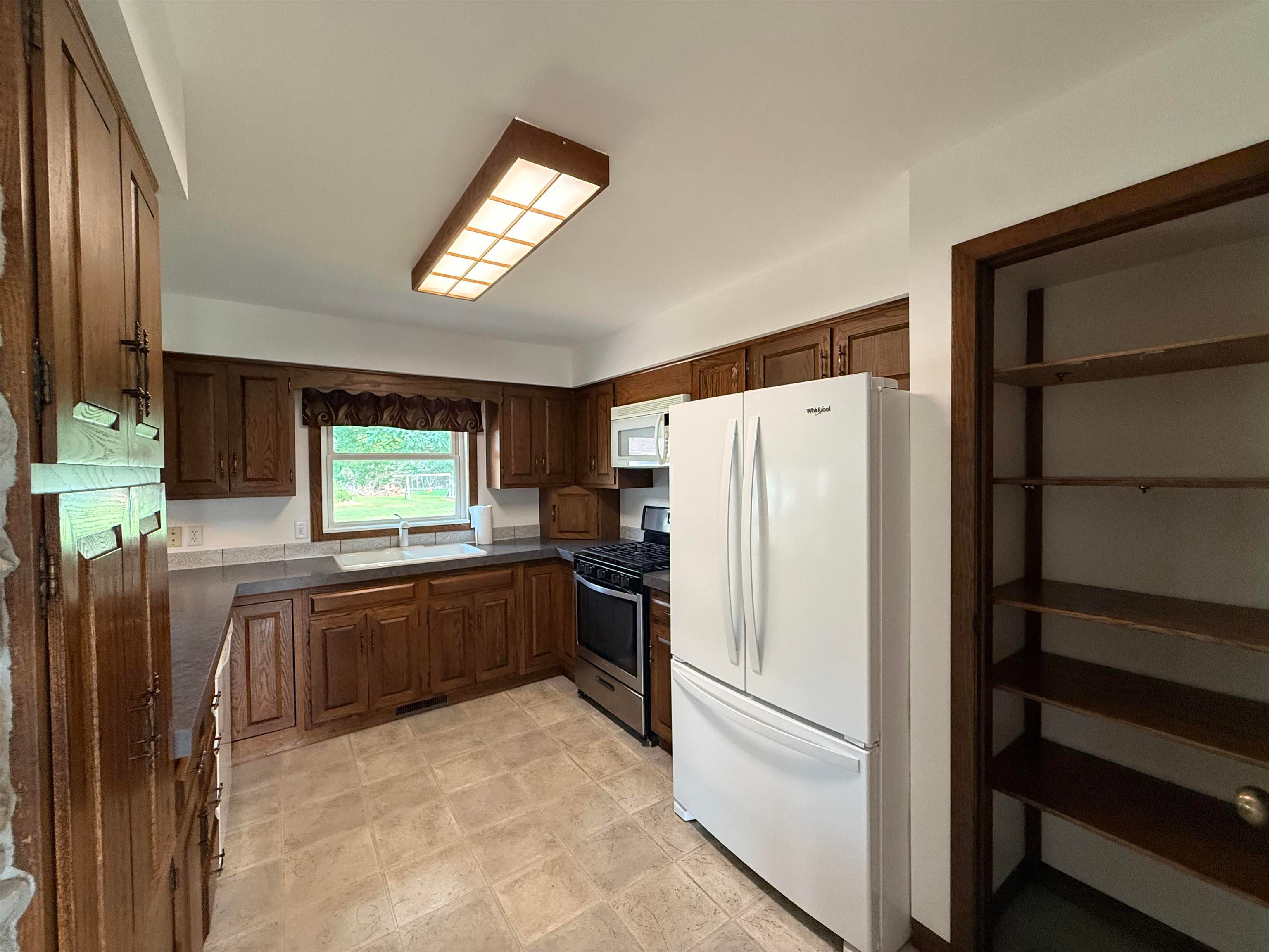4916 Lone Road Freeland, MI 48623 - Photo 29 of 93 Gallery Image 29