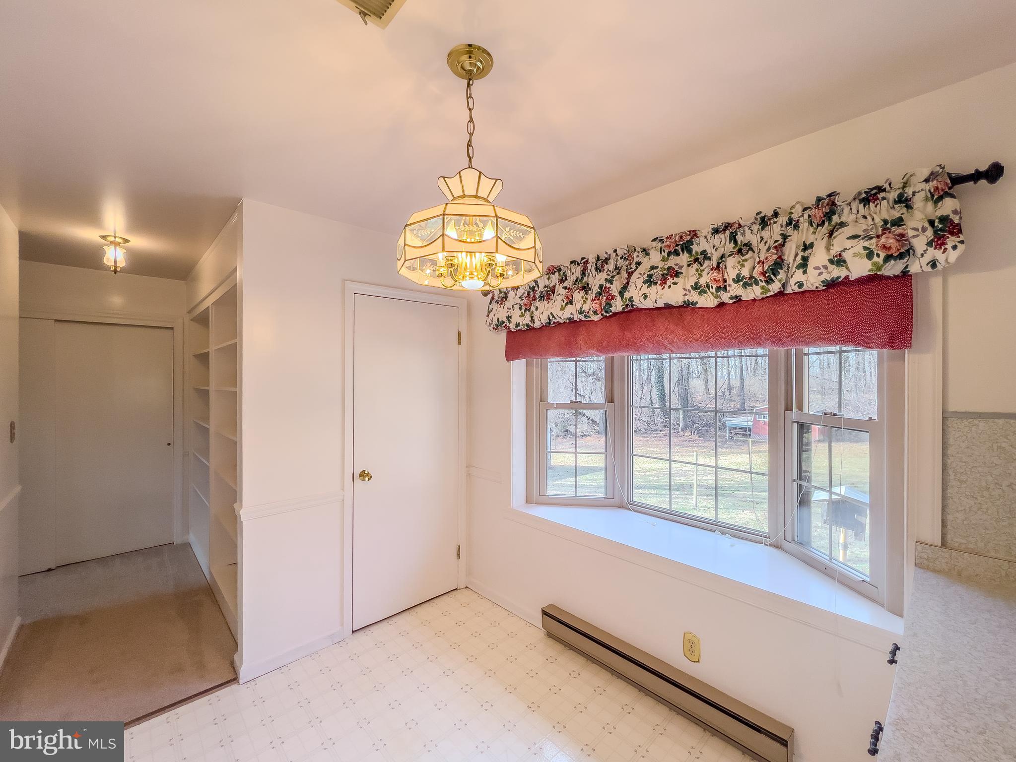 194 Red Hill Road Orange, VA 22960 - Photo 17 of 50 Eat in Kitchen area