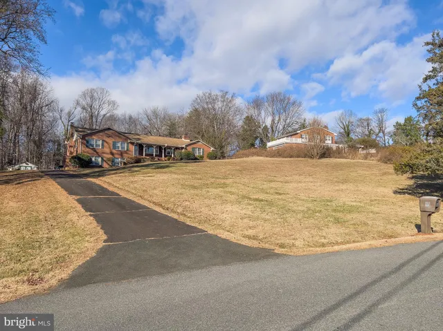 $2,400 | 194 Red Hill Road, Orange, VA 22960