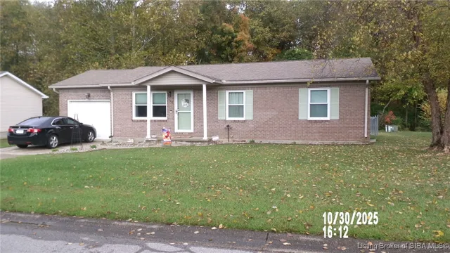 $214,750 | 129 Broadmoor Avenue, Charlestown, IN 47111