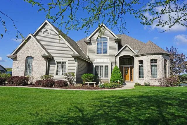 $849,000 | W282N4163 Somerset Lane, Delafield, WI 53072