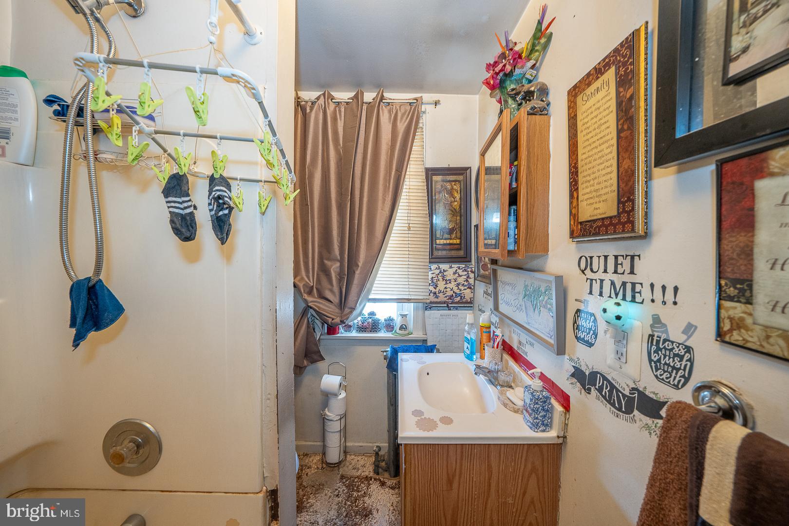 7027 Clinton Road Upper Darby, PA 19082 - Photo 22 of 35